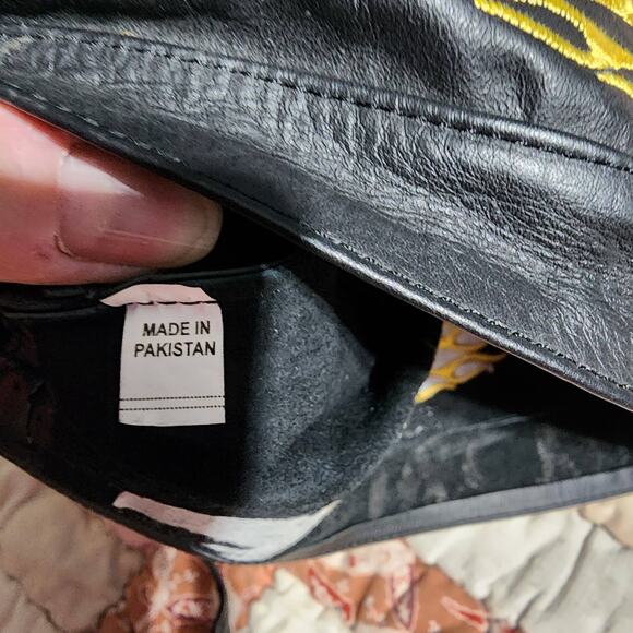 Leather SKULL Cap with Rose/Flames-Very Nice - Picture 6 of 6